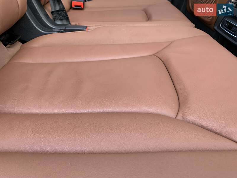 Позашляховик / Кросовер Audi Q7 2023 в Рівному