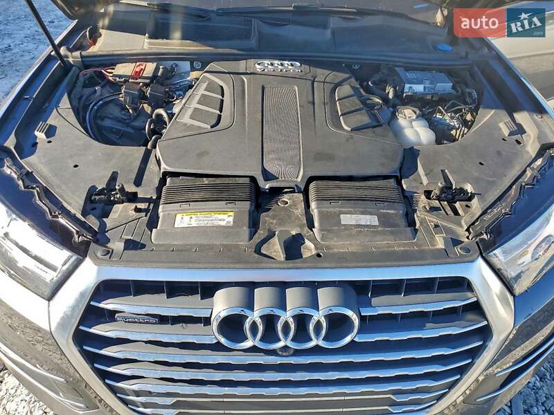 Внедорожник / Кроссовер Audi Q7 2018 в Львове