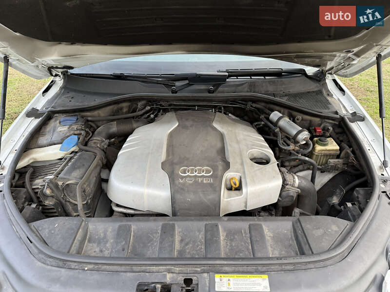 Позашляховик / Кросовер Audi Q7 2014 в Самборі