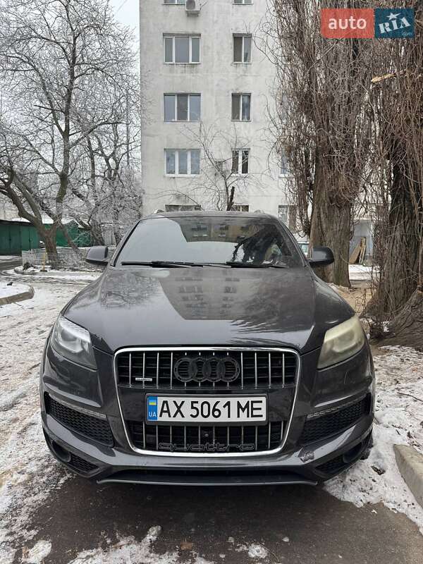 2013 Audi Q7, VIN WA1WGCFE0DD012054:plate — фото 1 (autoria)