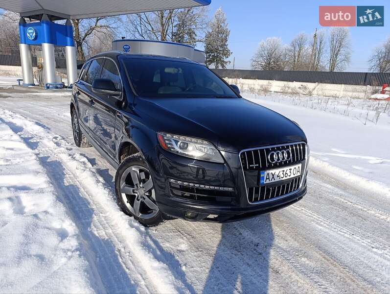 Внедорожник / Кроссовер Audi Q7 2013 в Житомире