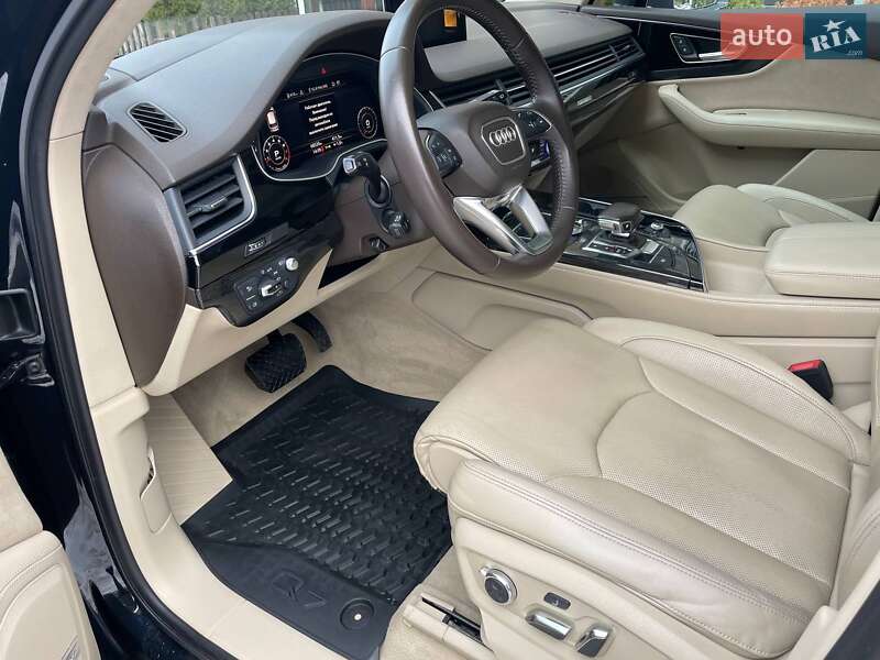 Внедорожник / Кроссовер Audi Q7 2016 в Львове фото 4 Внедорожник / Кроссовер Audi Q7 2016 в Львове