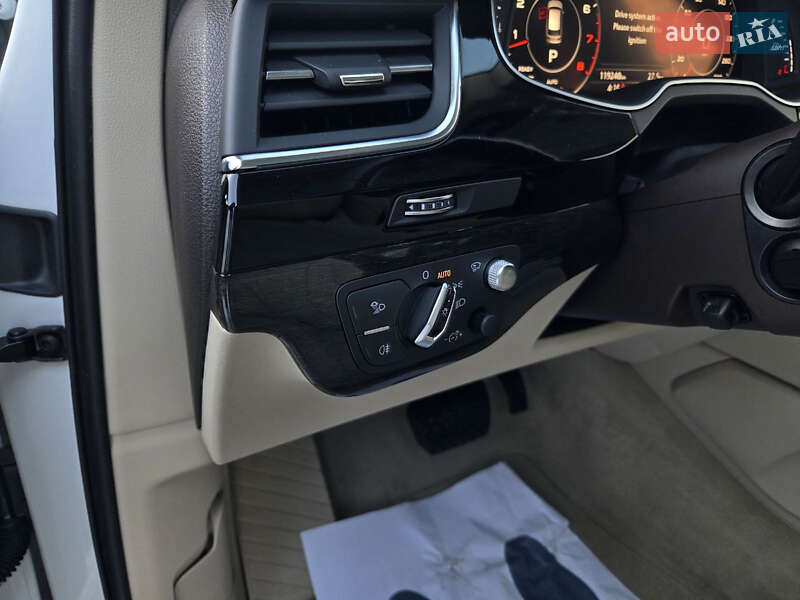 Внедорожник / Кроссовер Audi Q7 2018 в Киеве