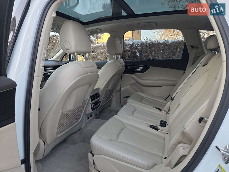 Внедорожник / Кроссовер Audi Q7 2018 в Киеве