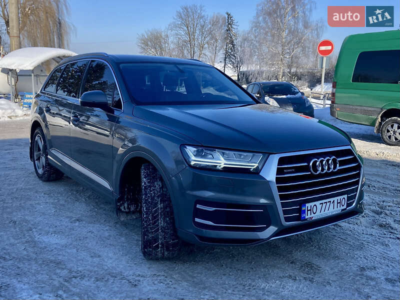 Внедорожник / Кроссовер Audi Q7 2017 в Тернополе
