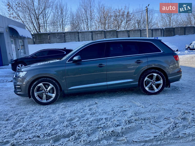 Внедорожник / Кроссовер Audi Q7 2017 в Тернополе