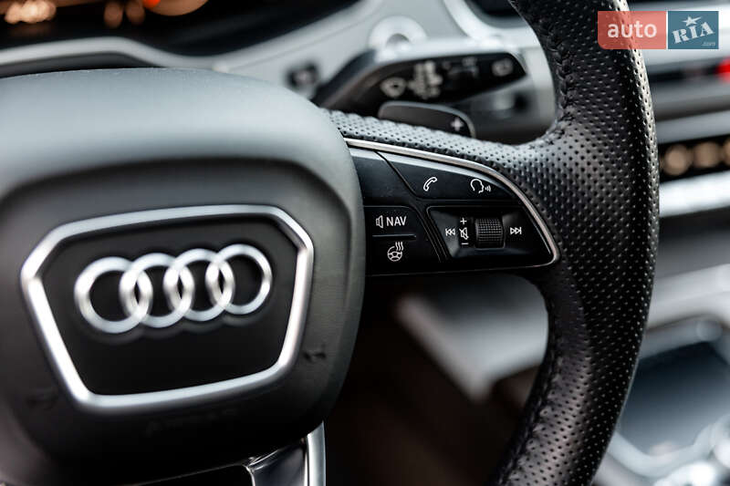 Внедорожник / Кроссовер Audi Q7 2016 в Житомире