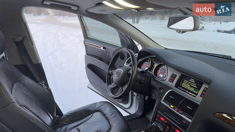 Внедорожник / Кроссовер Audi Q7 2015 в Киеве фото 20 Внедорожник / Кроссовер Audi Q7 2015 в Киеве