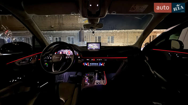 Внедорожник / Кроссовер Audi Q7 2016 в Житомире