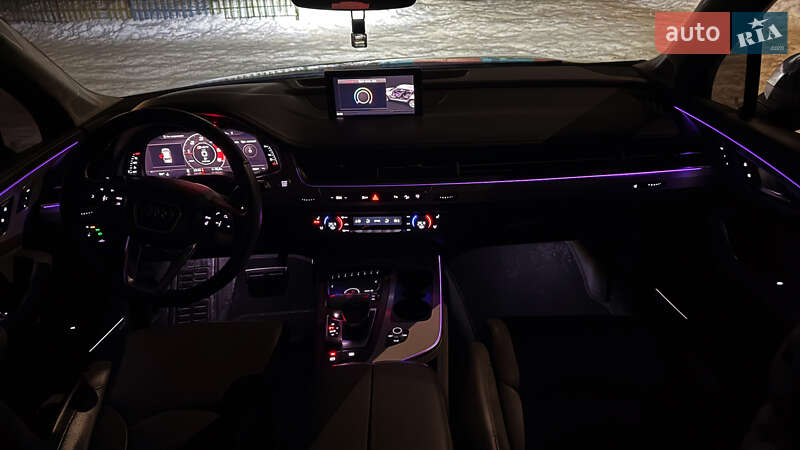 Внедорожник / Кроссовер Audi Q7 2016 в Житомире