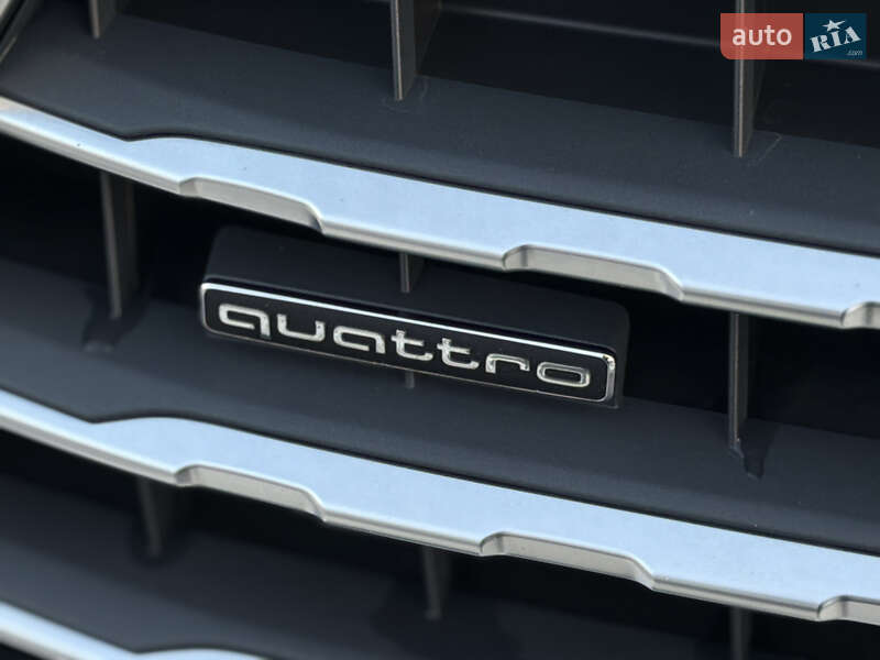 Внедорожник / Кроссовер Audi Q7 2016 в Киеве