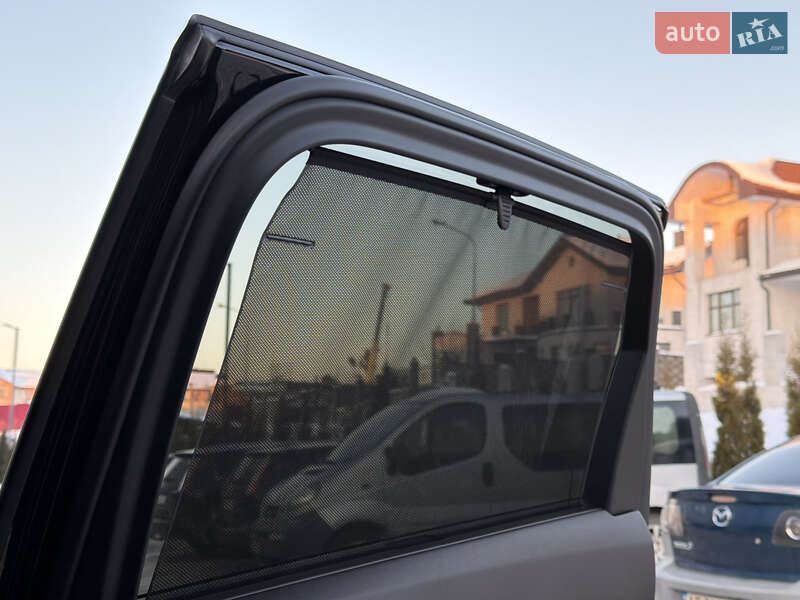 Внедорожник / Кроссовер Audi Q7 2016 в Киеве