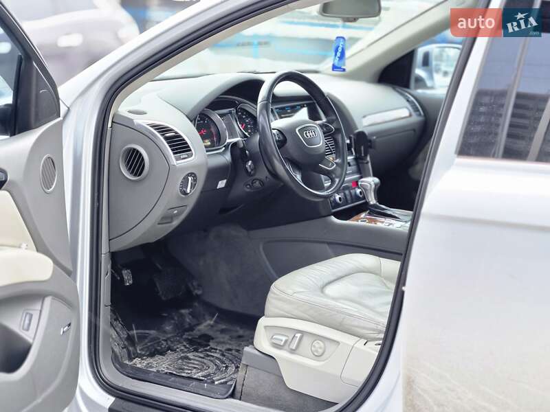 Позашляховик / Кросовер Audi Q7 2014 в Києві фото 7 Позашляховик / Кросовер Audi Q7 2014 в Києві