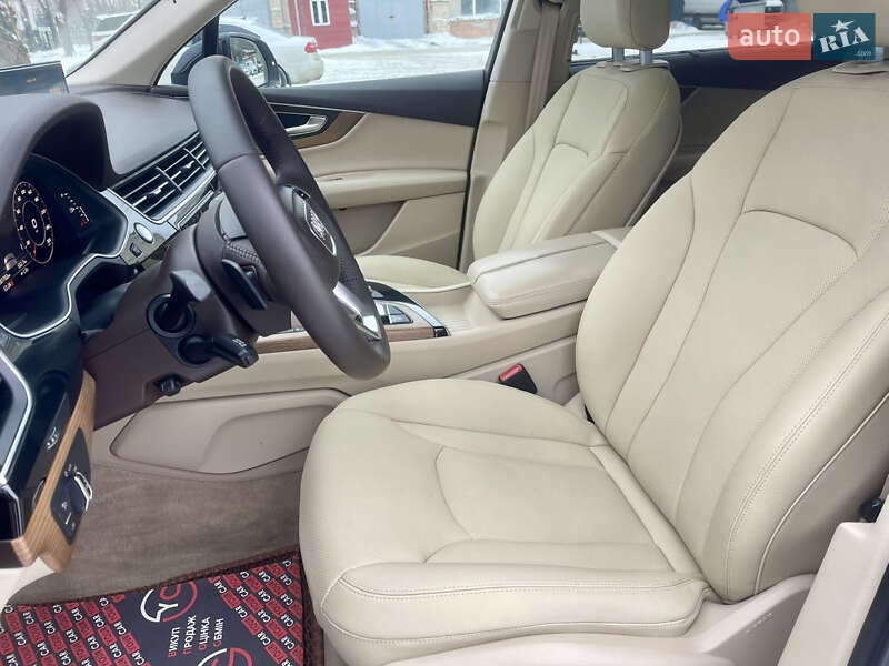 Внедорожник / Кроссовер Audi Q7 2016 в Киеве фото 24 Внедорожник / Кроссовер Audi Q7 2016 в Киеве