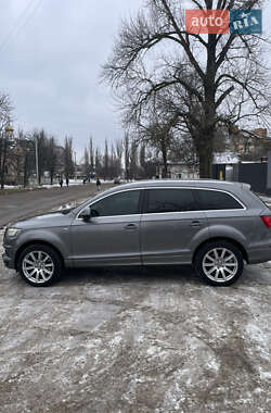 Позашляховик / Кросовер Audi Q7 2010 в Кропивницькому