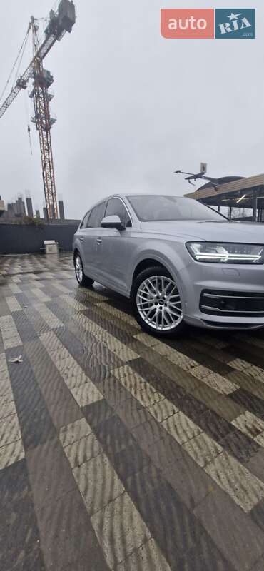 Внедорожник / Кроссовер Audi Q7 2015 в Тячеве фото 2 Внедорожник / Кроссовер Audi Q7 2015 в Тячеве