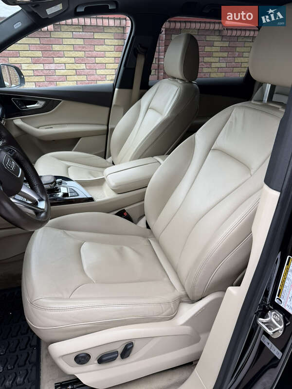 Внедорожник / Кроссовер Audi Q7 2016 в Дубно фото 38 Внедорожник / Кроссовер Audi Q7 2016 в Дубно