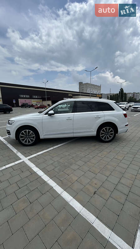 Внедорожник / Кроссовер Audi Q7 2018 в Черкассах