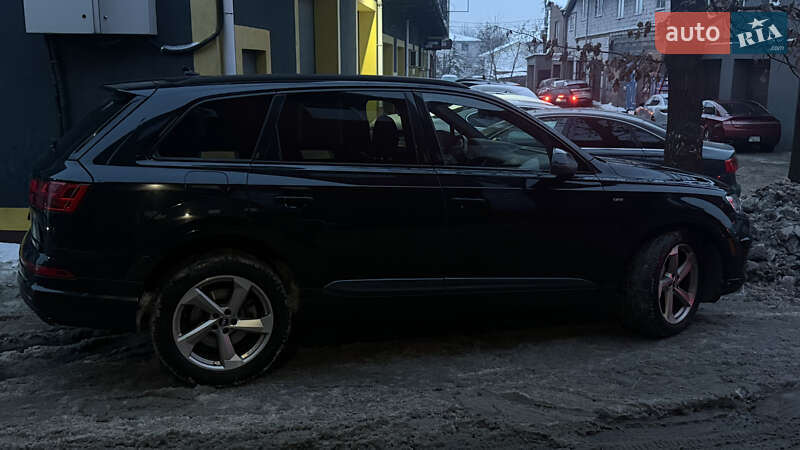 Внедорожник / Кроссовер Audi Q7 2017 в Киеве фото 8 Внедорожник / Кроссовер Audi Q7 2017 в Киеве
