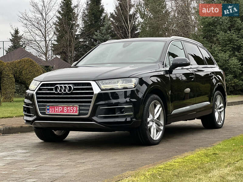 Внедорожник / Кроссовер Audi Q7 2017 в Сарнах