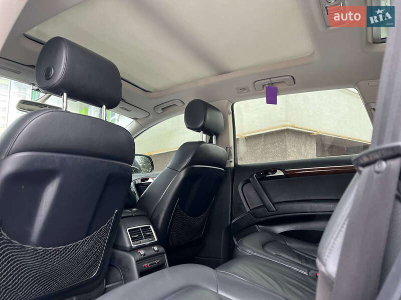 Внедорожник / Кроссовер Audi Q7 2012 в Хмельницком