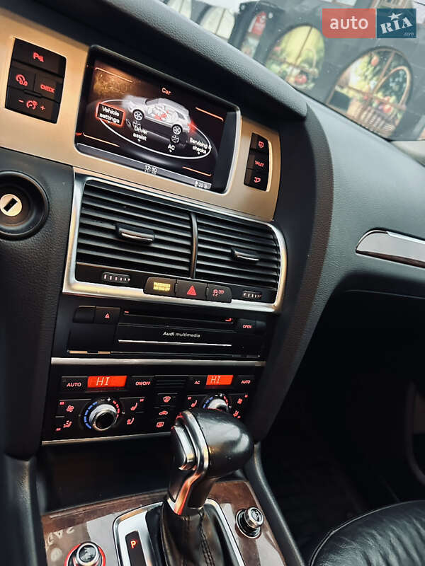 Внедорожник / Кроссовер Audi Q7 2012 в Тячеве фото 98 Внедорожник / Кроссовер Audi Q7 2012 в Тячеве