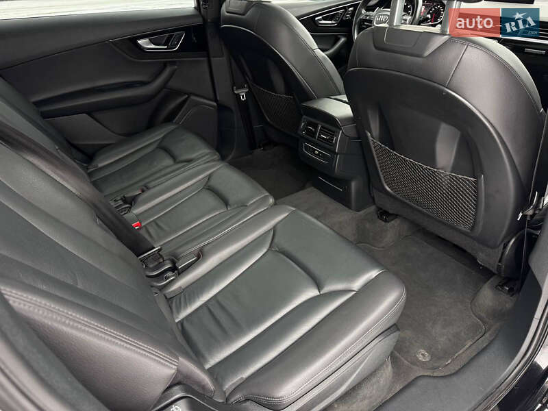 Внедорожник / Кроссовер Audi Q7 2017 в Киеве фото 43 Внедорожник / Кроссовер Audi Q7 2017 в Киеве