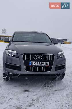 Позашляховик / Кросовер Audi Q7 2015 в Києві
