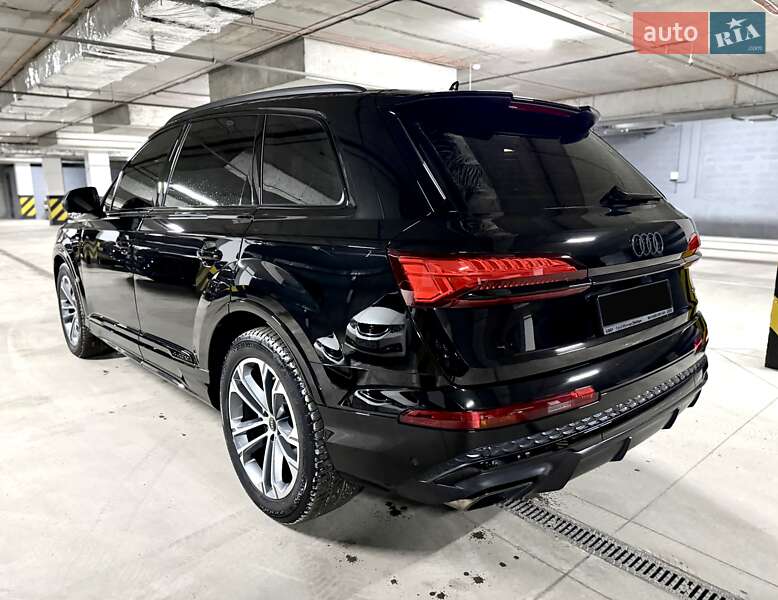 Позашляховик / Кросовер Audi Q7 2025 в Дніпрі