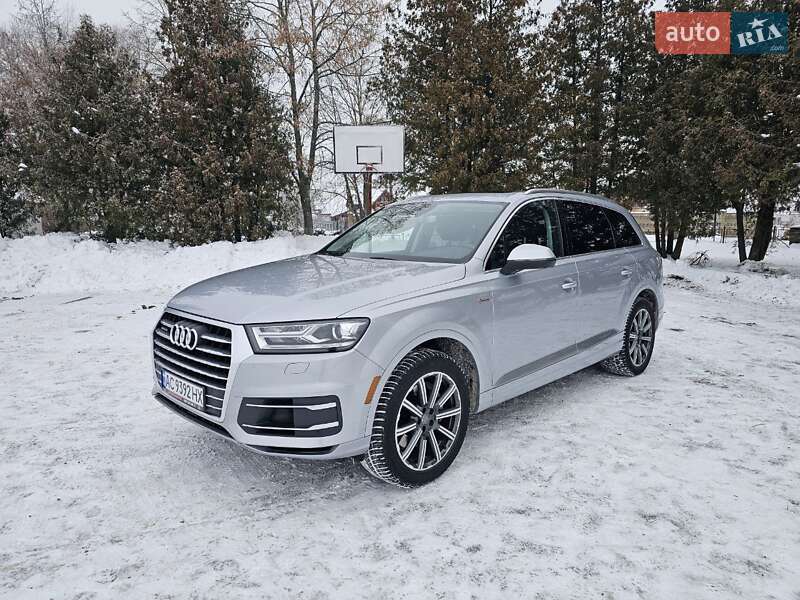 Внедорожник / Кроссовер Audi Q7 2015 в Ковеле