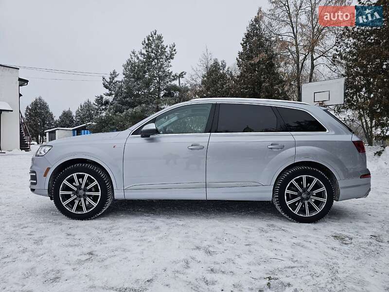 Внедорожник / Кроссовер Audi Q7 2015 в Ковеле