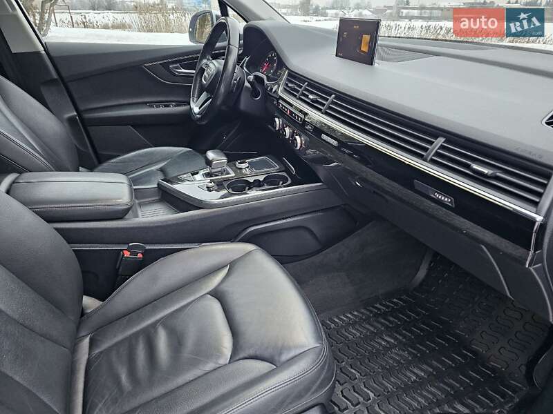 Внедорожник / Кроссовер Audi Q7 2015 в Ковеле