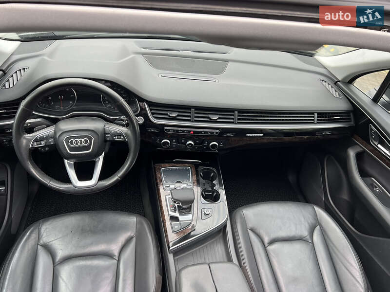 Позашляховик / Кросовер Audi Q7 2017 в Львові фото 12 Позашляховик / Кросовер Audi Q7 2017 в Львові