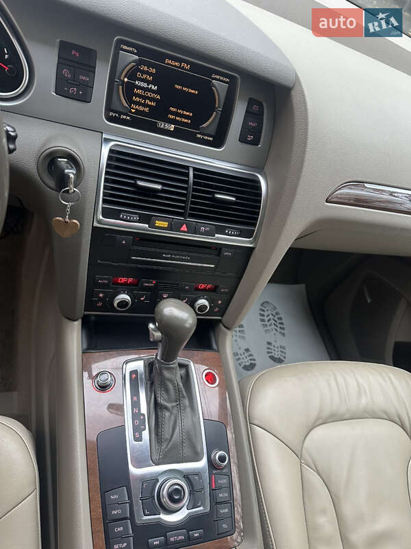Позашляховик / Кросовер Audi Q7 2011 в Одесі фото 21 Позашляховик / Кросовер Audi Q7 2011 в Одесі