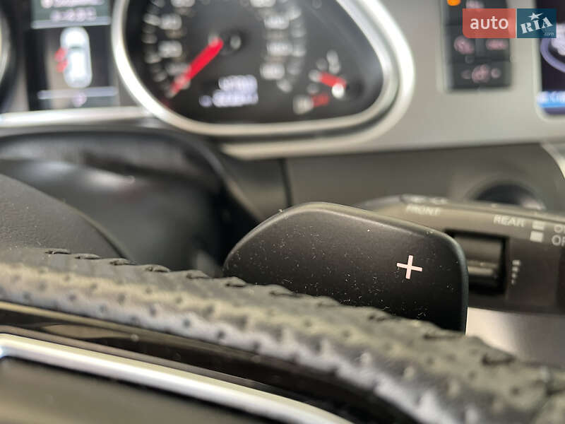 Позашляховик / Кросовер Audi Q7 2012 в Києві фото 26 Позашляховик / Кросовер Audi Q7 2012 в Києві