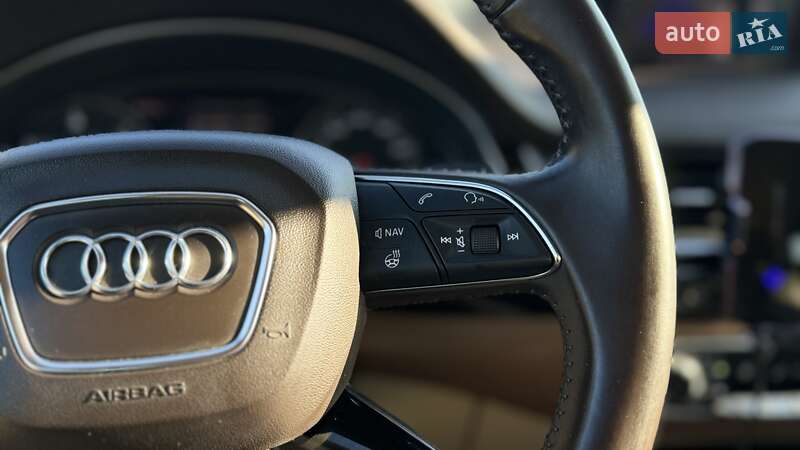 Позашляховик / Кросовер Audi Q7 2016 в Києві фото 30 Позашляховик / Кросовер Audi Q7 2016 в Києві