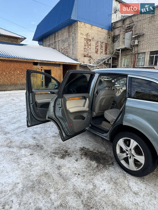 Внедорожник / Кроссовер Audi Q7 2007 в Славянске