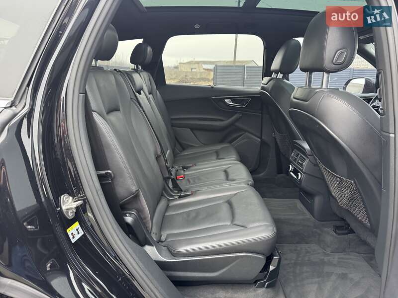 Внедорожник / Кроссовер Audi Q7 2017 в Дубно фото 22 Внедорожник / Кроссовер Audi Q7 2017 в Дубно