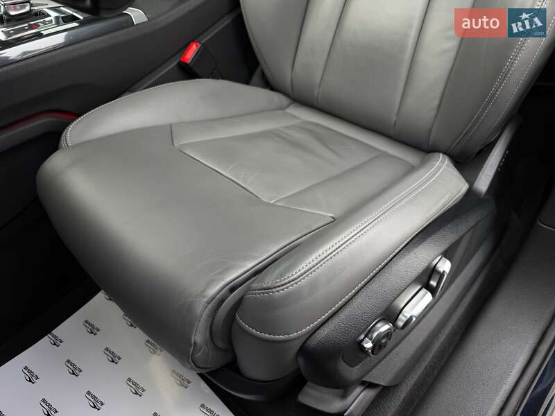 Позашляховик / Кросовер Audi Q7 2016 в Луцьку фото 47 Позашляховик / Кросовер Audi Q7 2016 в Луцьку