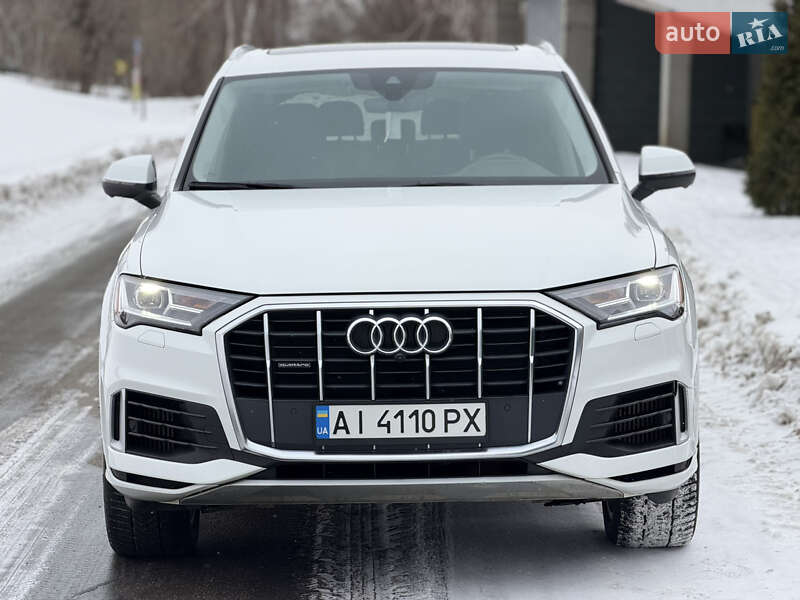 Позашляховик / Кросовер Audi Q7 2020 в Києві