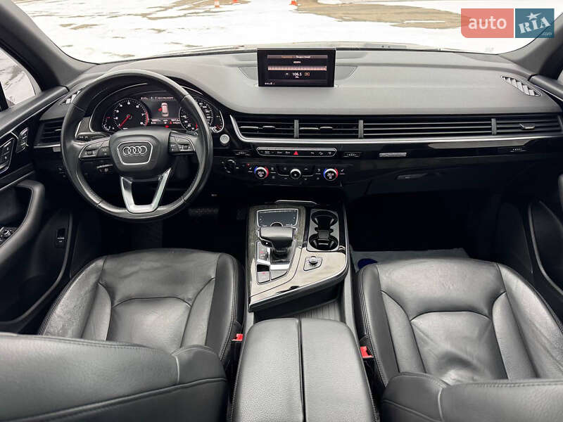 Внедорожник / Кроссовер Audi Q7 2017 в Киеве