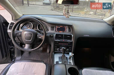 Позашляховик / Кросовер Audi Q7 2007 в Вінниці