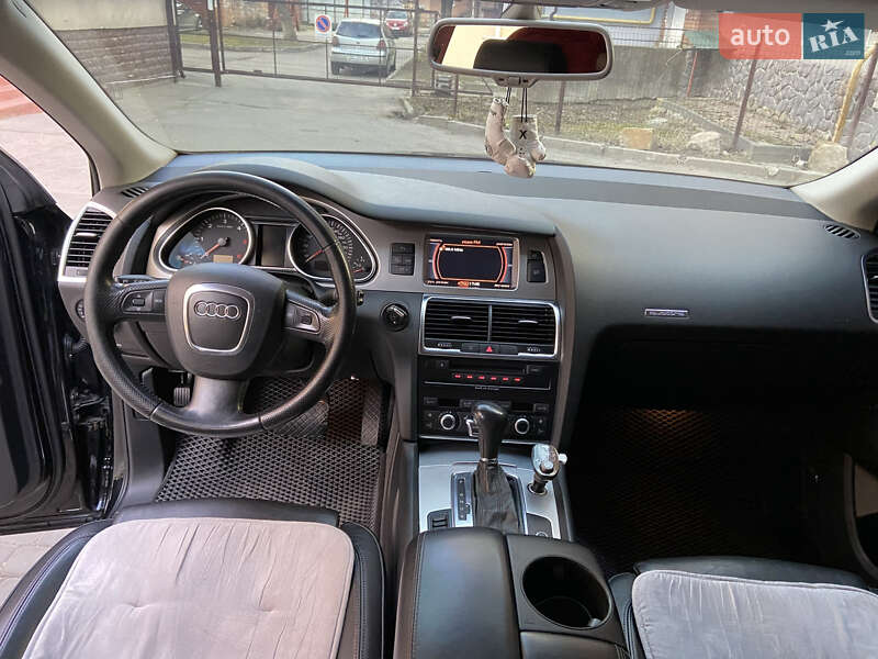 Позашляховик / Кросовер Audi Q7 2007 в Вінниці