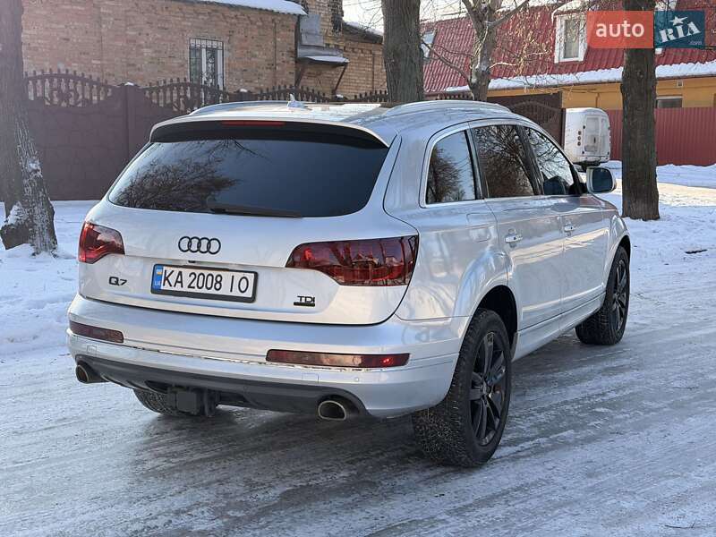 Внедорожник / Кроссовер Audi Q7 2014 в Киеве