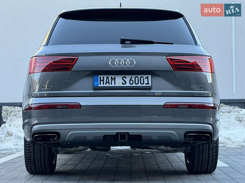 Внедорожник / Кроссовер Audi Q7 2015 в Ровно