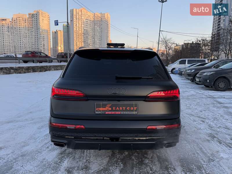 Внедорожник / Кроссовер Audi Q7 2025 в Киеве