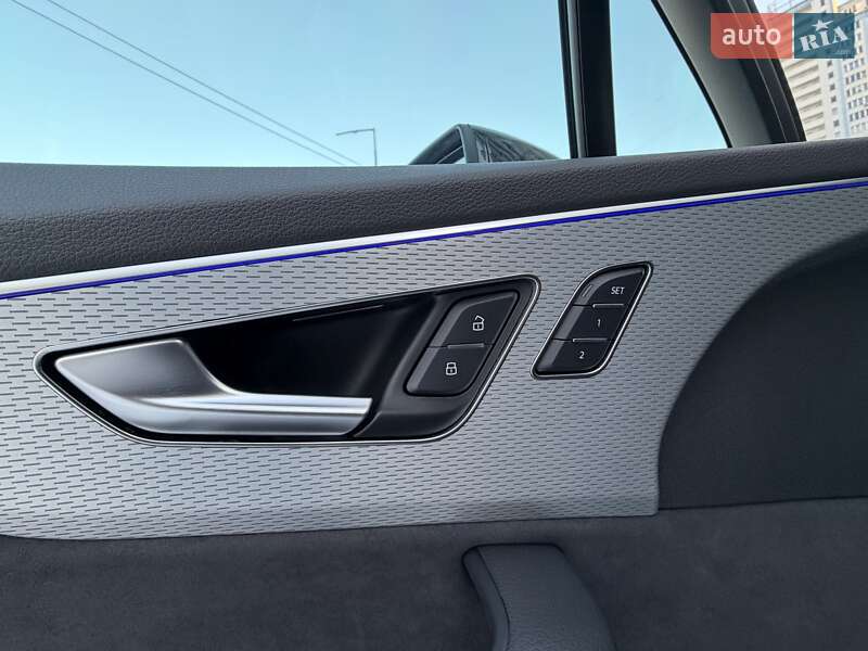 Внедорожник / Кроссовер Audi Q7 2025 в Киеве
