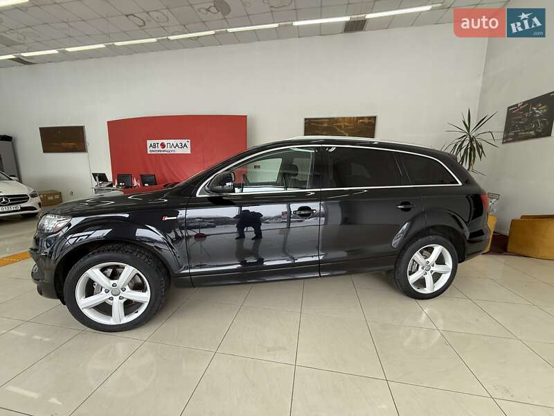 Внедорожник / Кроссовер Audi Q7 2013 в Черновцах