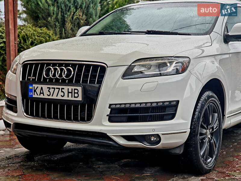 Внедорожник / Кроссовер Audi Q7 2010 в Запорожье