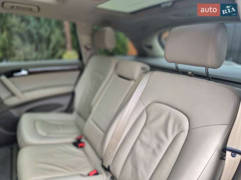 Внедорожник / Кроссовер Audi Q7 2010 в Запорожье